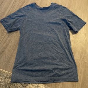 lululemon men’s tee shirt